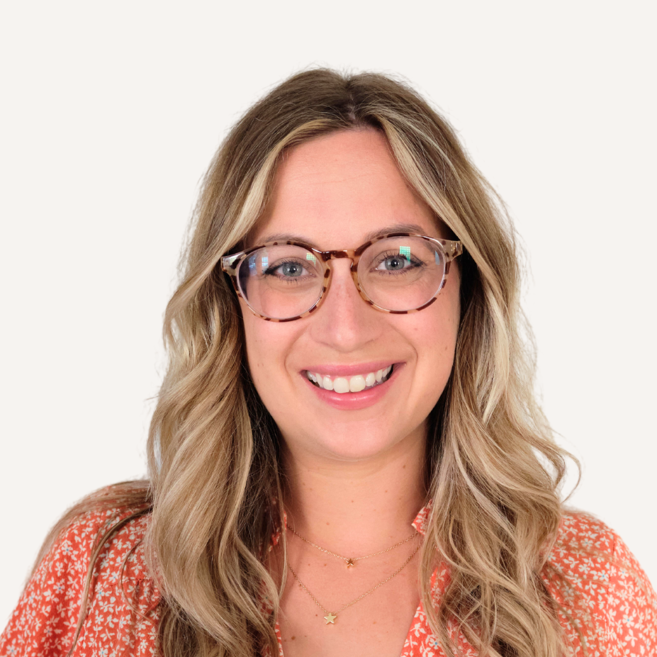 Kate Shepherd Headshot
